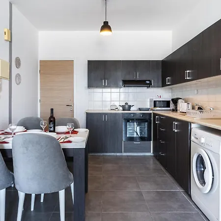Solana 2-bedroom * Larnaka