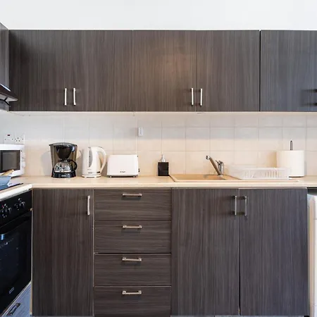 Solana 2-bedroom Lejlighed Larnaca