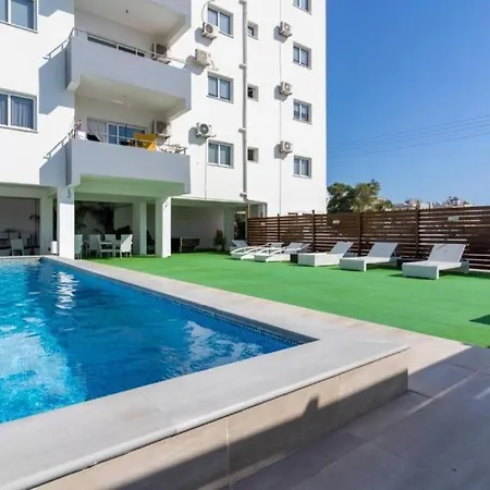 Apartment Solana 2-bedroom